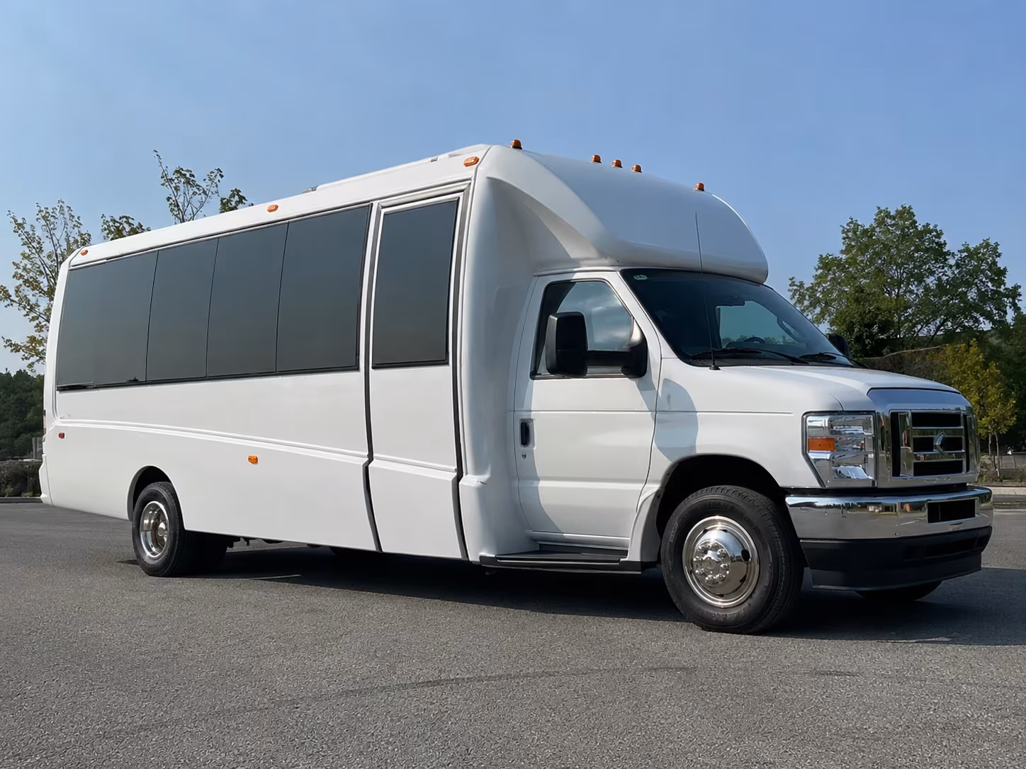 bus rentals for university of nebraska corporate and recruiting events