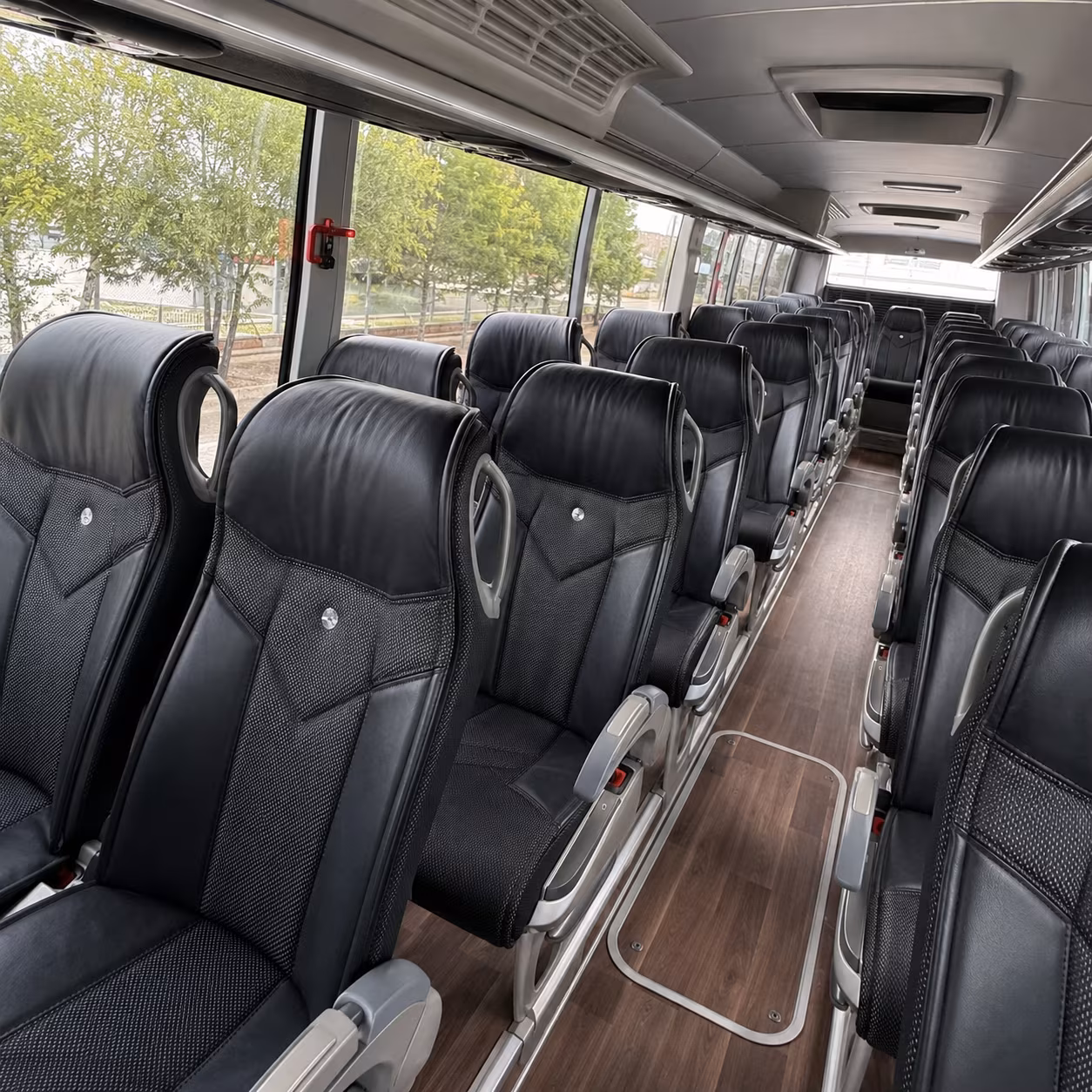 employee shuttle buses for lincoln s growing corporate campuses