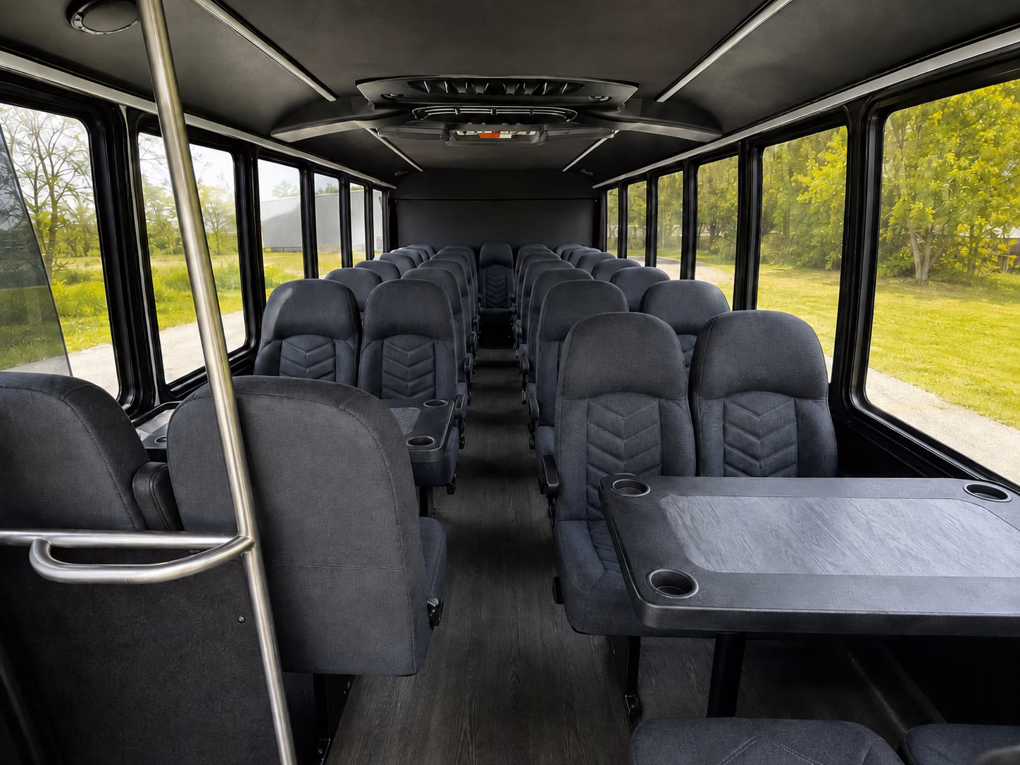 find the perfect transportation for your next airport transfer 5