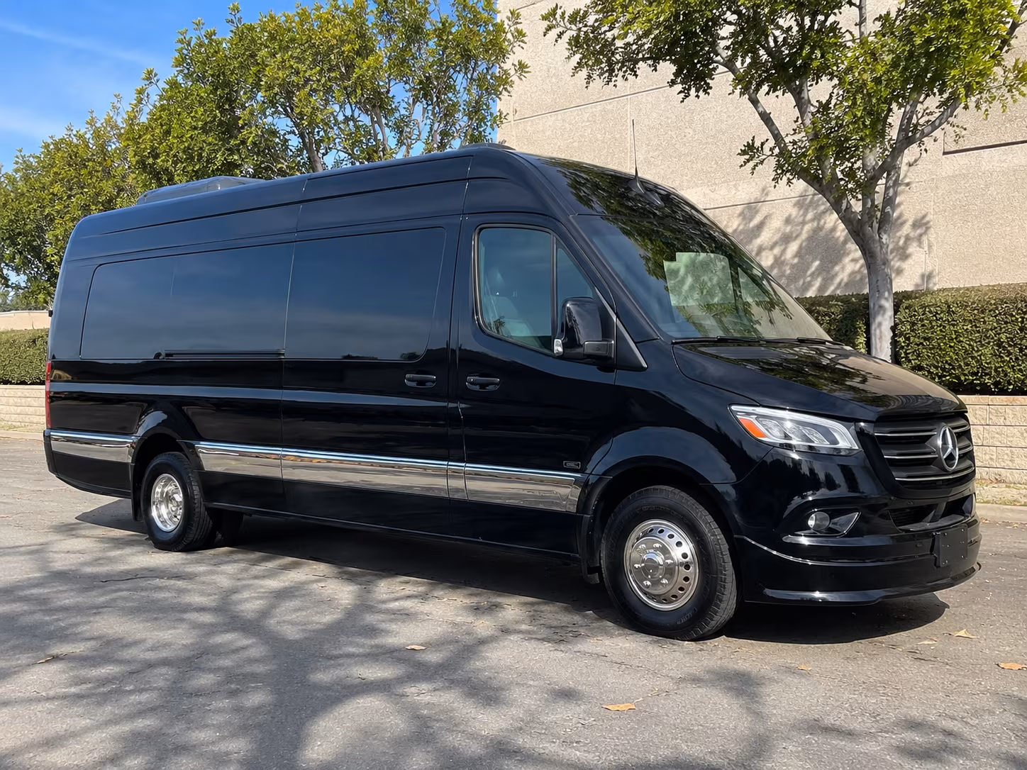 find the perfect transportation for your next convention or trade show 3