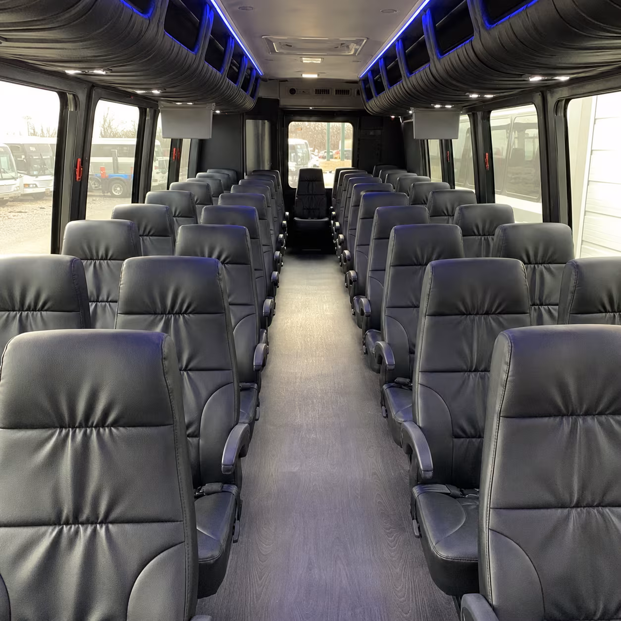 lincoln 30 passenger minibus interior