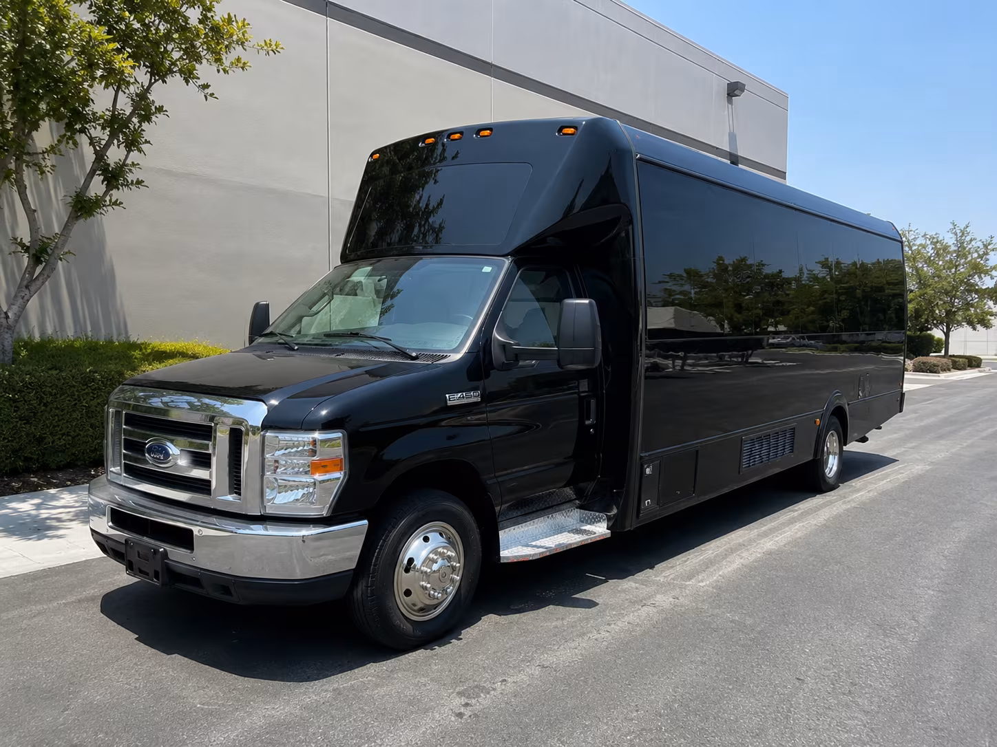 lincoln prom party bus rental