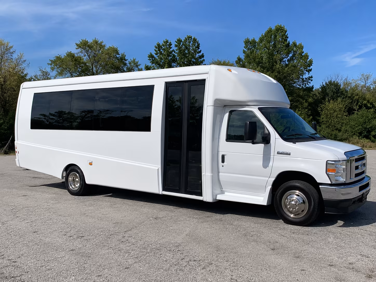 lincoln quinceanera sweet 16 party bus rental