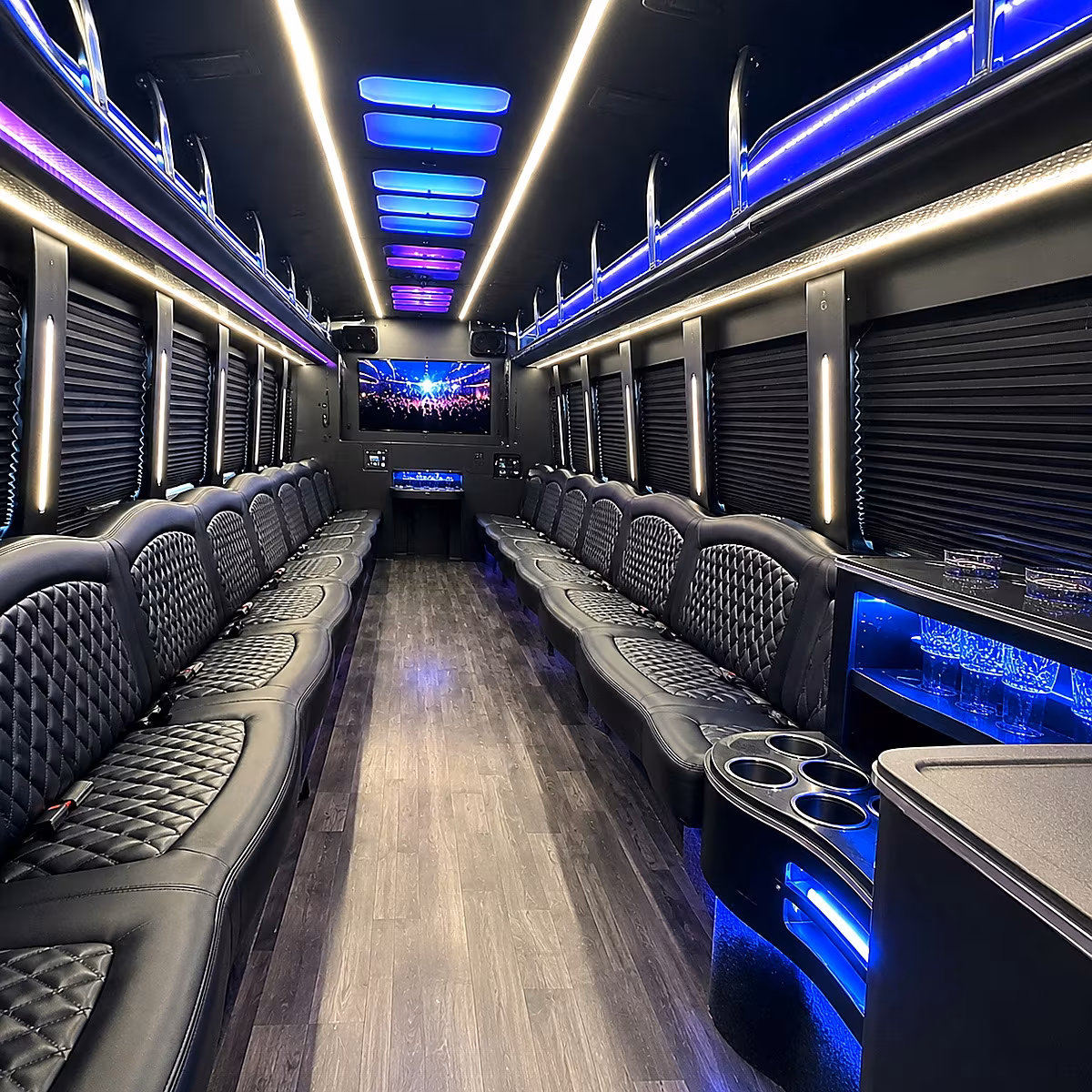 party bus airport pickups for groups arriving in lincoln for husker game days