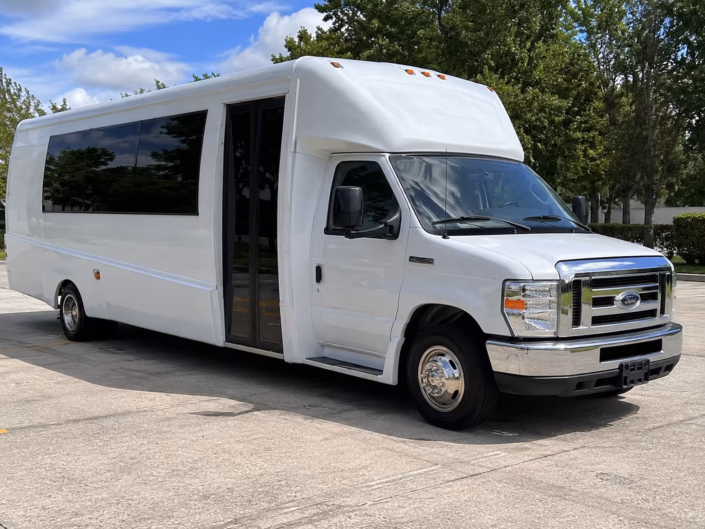 party buses for lincoln bachelorette wine tours
